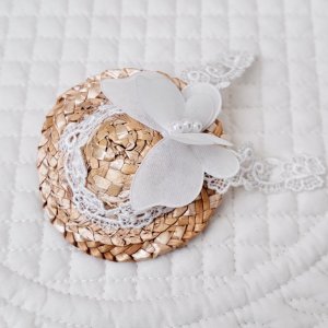 画像1: 麦わら帽子・白お花レース×パール付シフォン蝶々（ＪＤバレッタ）