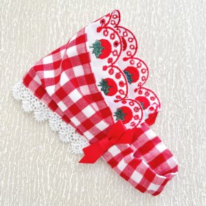 画像1: バブーシュカ風スヌード・赤チェックいちご模様