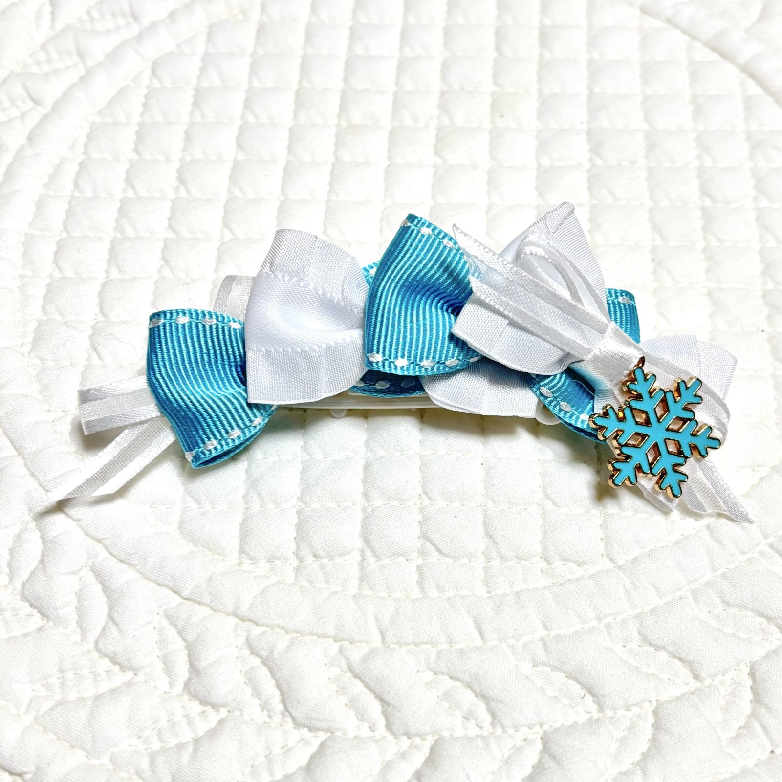 画像1: 五連リボン・ティファニーブルーステッチ×白サイドフリルサテン×白サテンオガンジー&雪の結晶チャーム（ＪＤバレッタ）